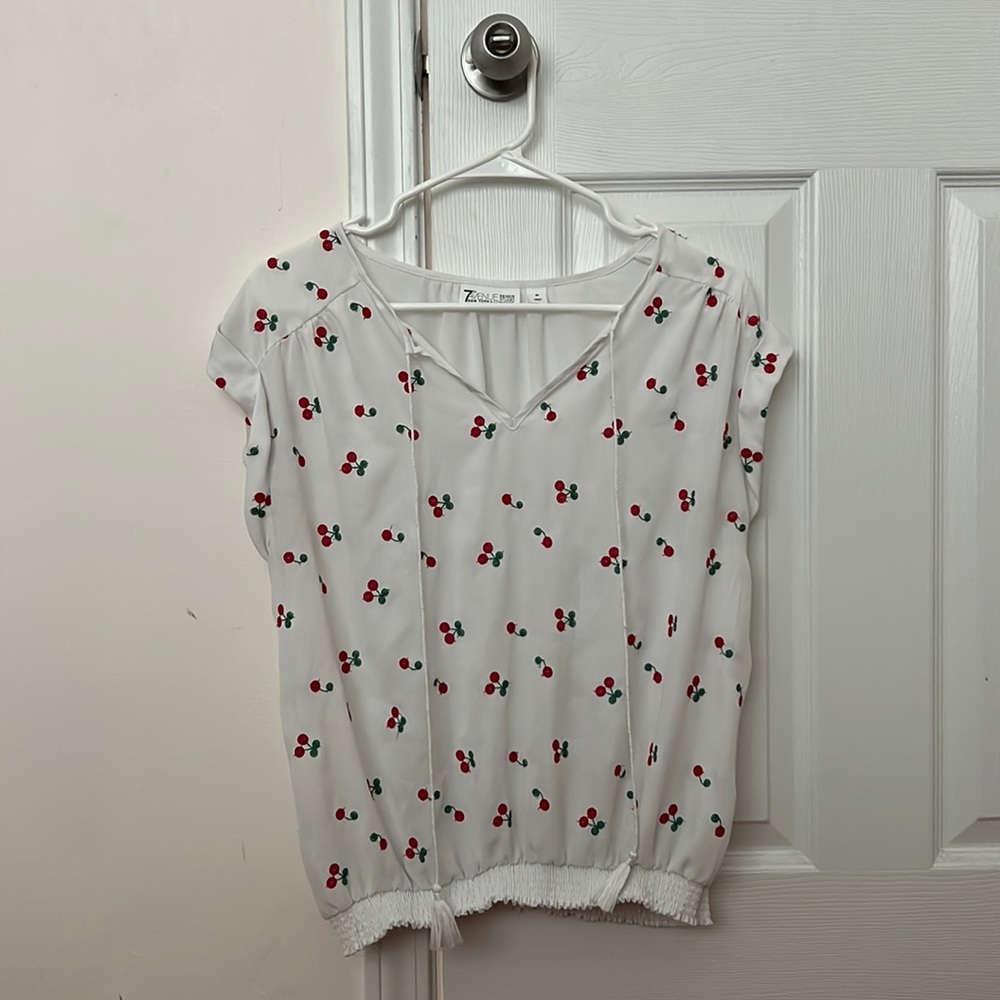 7th Avenue Cherry Embroidered White Blouse